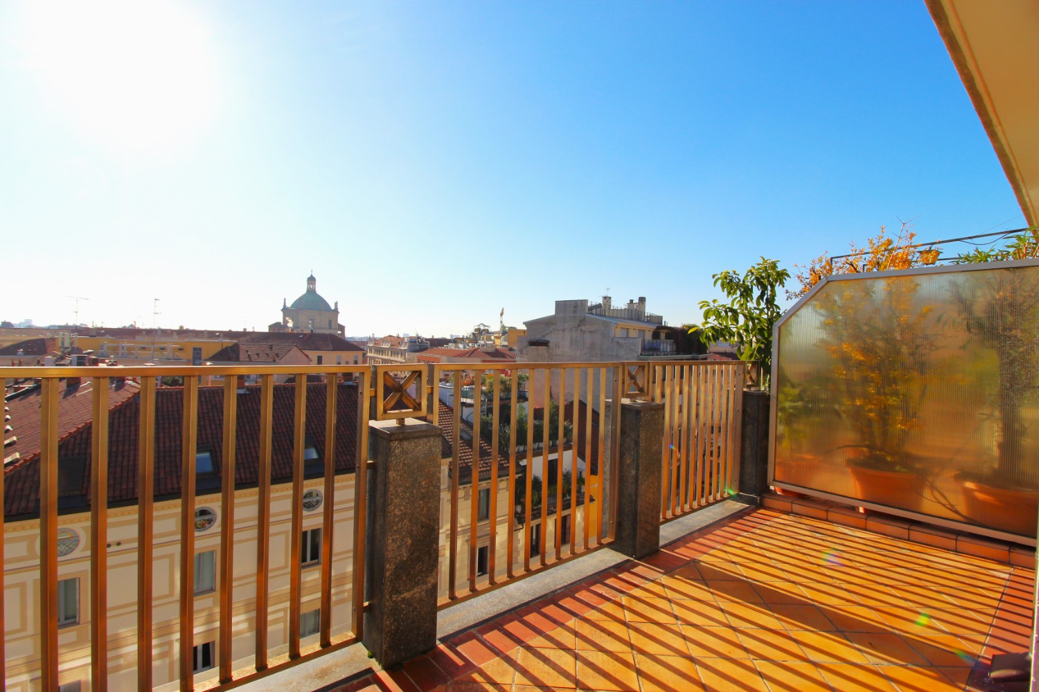 Attico Via Torino: con doppia vista anche sul Duomo!