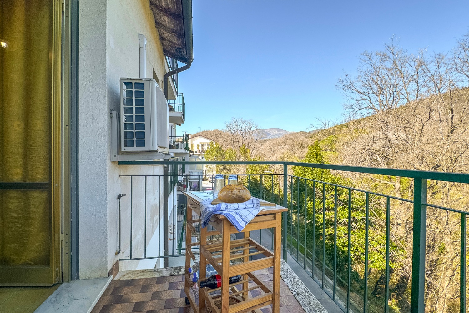 MONOLOCALE IMMERSO NEL VERDE!