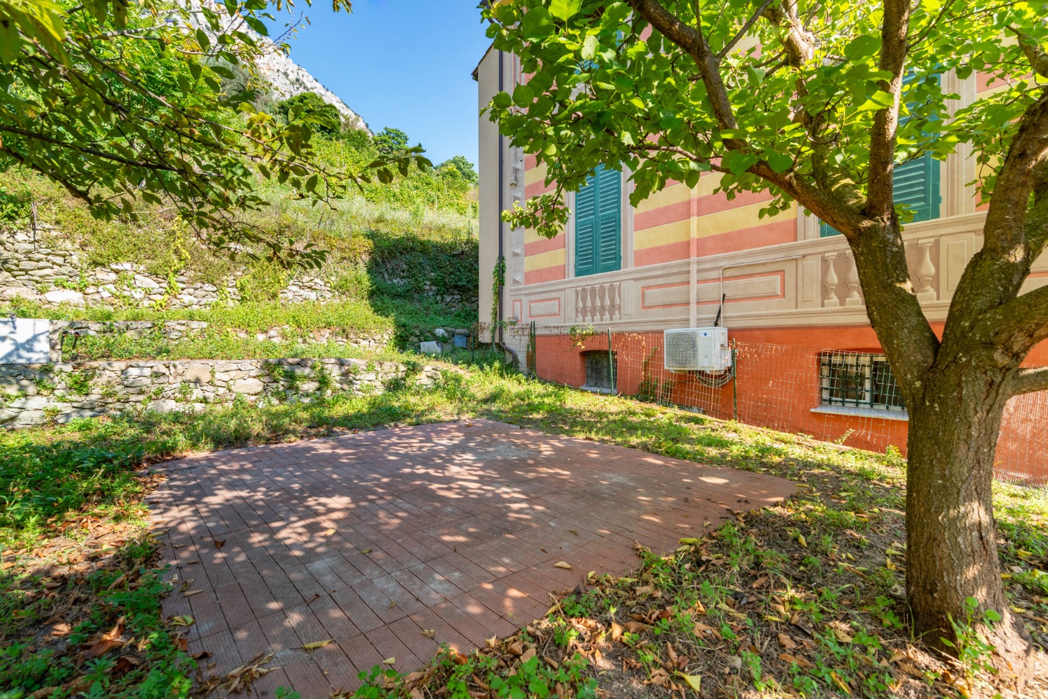 Finale Ligure – Bilocale di charme in stabile d’epoca